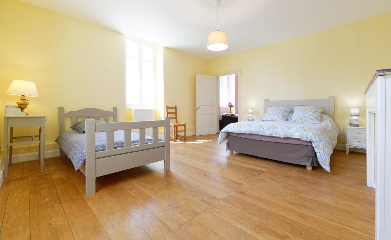 Le Guitou Villa Monlezun Buitenkant foto